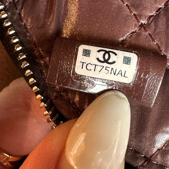 FULL SET - CHANEL Black Caviar Quilted Zipped Cosmetic Case - Picture 7 of 13